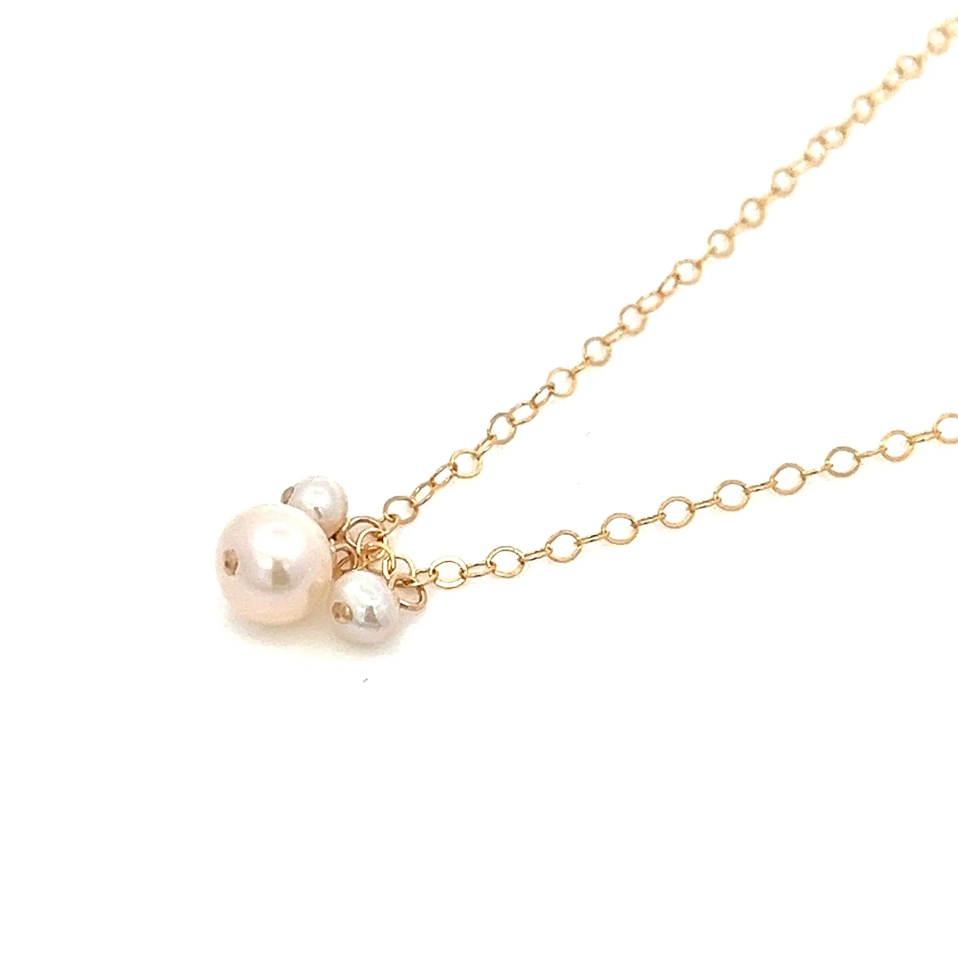 three pearl cluster necklace