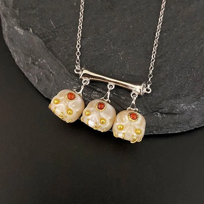 Three Stone Pearl Śmaśana Skull Necklace