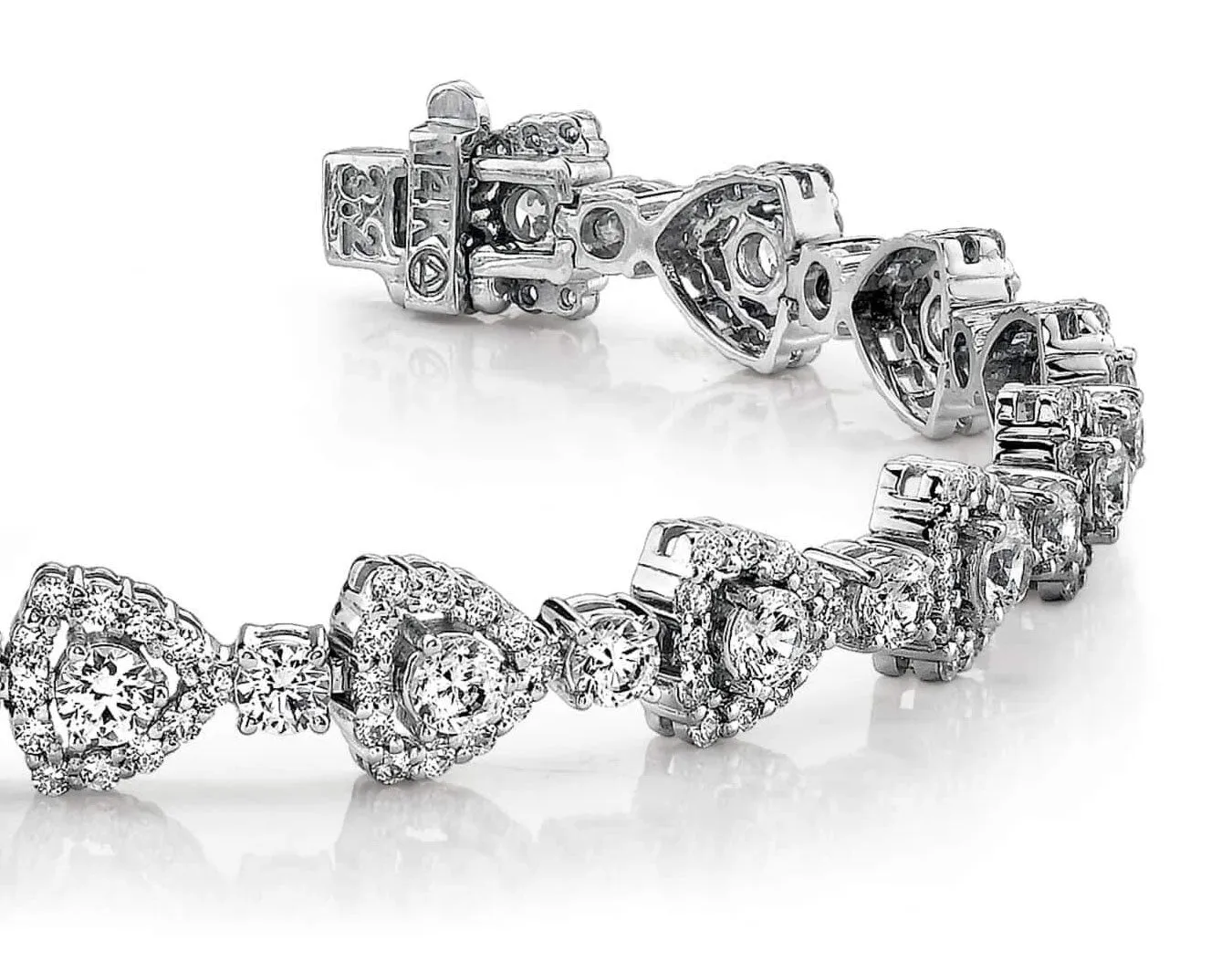 Triangular Diamond Link Bracelet Lab-Grown Diamond with 5.59 ct.(finished) 1.2mm, 2.7mm
