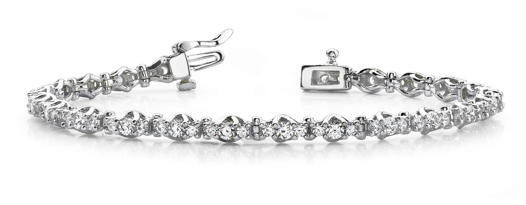 Triple Diamond Link Diamond Bracelet with 3.11 ct.(finished) 2mm, 2.7mm