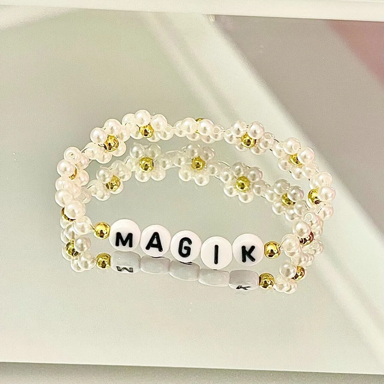 US Custom Name Seed Bead Bracelet Daisy Imitation Pearl Mama Bracelet Women Girl