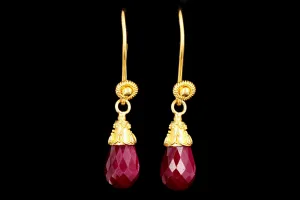 Vintage 22K Yellow Gold Briolette Cut Natural Ruby Drop Earrings