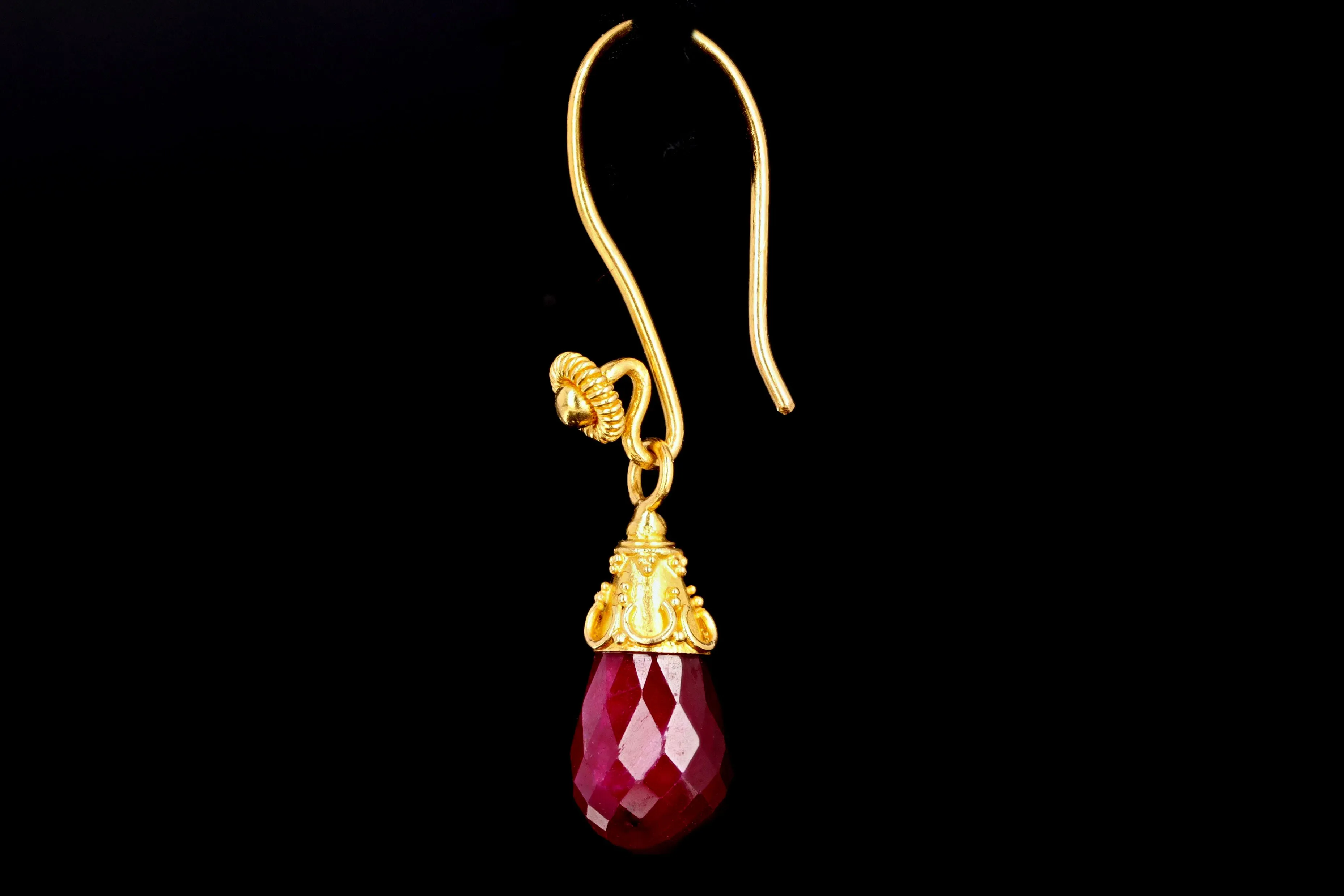Vintage 22K Yellow Gold Briolette Cut Natural Ruby Drop Earrings